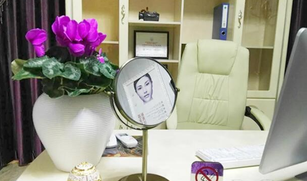 貴陽(yáng)鼻小柱下垂醫(yī)院排名前十榜單收藏|超全攻略!附整形價(jià)格