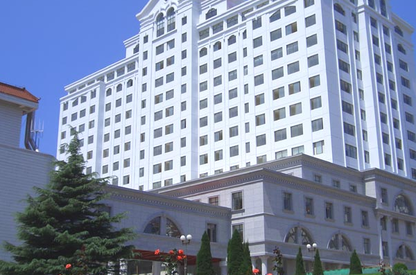 2024威海市立二院自體脂肪填充面部價(jià)格怎么樣