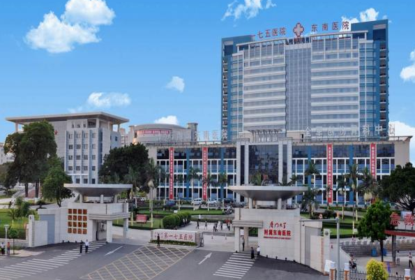 漳州175醫(yī)院割雙眼皮怎么樣?2024割雙眼皮收費價格