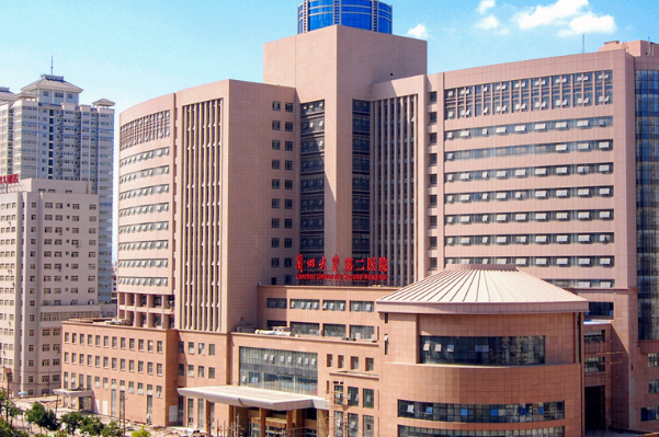 蘭州大學(xué)第二醫(yī)院全飛秒怎么樣?全飛秒和半飛秒哪個更好