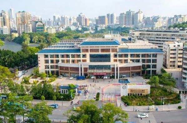 2024惠州市中心人民醫(yī)院口腔科收費?口腔科好的醫(yī)生