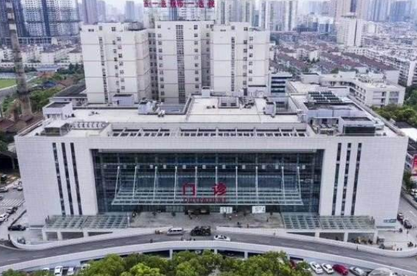 2024懷化市第一人民醫(yī)院飛秒價格?飛秒激光好不好?