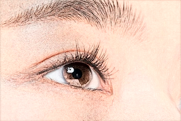 2024青島市立醫(yī)院去眼袋價格?激光去眼袋的危害