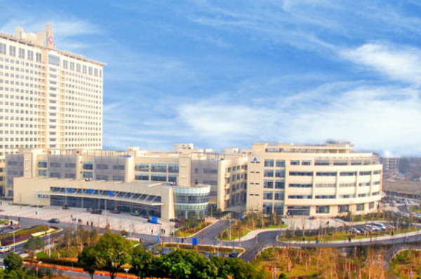 2024無(wú)錫市人民醫(yī)院牙齒矯正好嗎?附價(jià)格表+案例