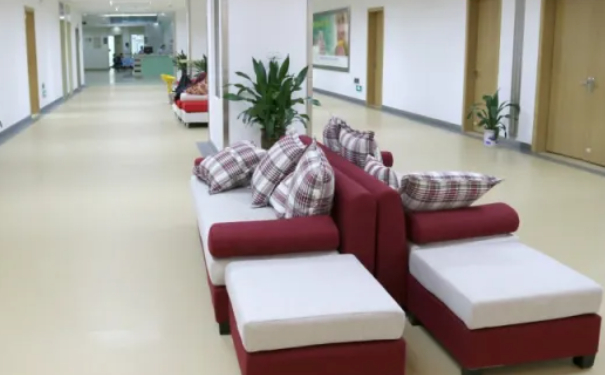 成都藝星醫(yī)療美容醫(yī)院光子除皺90天經(jīng)典案例(效果怎么樣?技術(shù)特色)