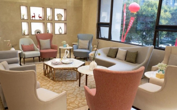 天心區(qū)臉秀整形醫(yī)院吸脂術后30天恢復案例|技術亮點怎么樣?價目表