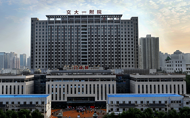 西安交通大學(xué)第一附屬醫(yī)院淚溝凹陷填充技術(shù)風(fēng)格怎么樣?心動案例&效果詳情