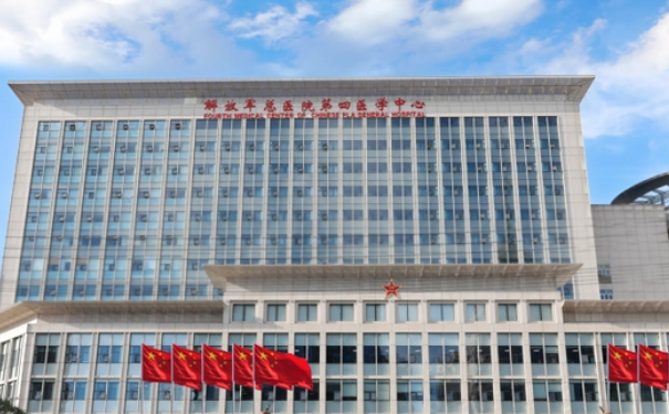 中國人民解放軍總醫(yī)院第四醫(yī)學中心做眼袋90天術(shù)后恢復案例(效果怎么樣?技術(shù)水準)