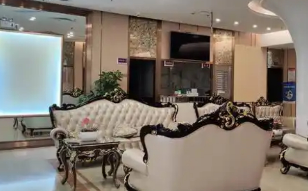 深圳建安醫(yī)療美容門診部做v臉整形醫(yī)生排名,技術(shù)評價&醫(yī)生介紹