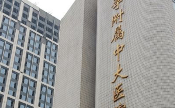 東南大學(xué)附屬中大醫(yī)院拉皮整形手術(shù)案例盤點(diǎn)&費(fèi)用多少?