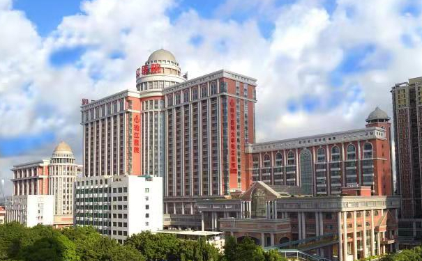 南方醫(yī)科大學珠江醫(yī)院齊向東去法令紋費用標準?案例欣賞,醫(yī)院點評